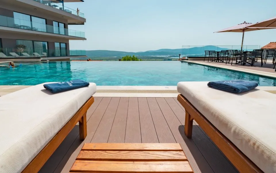Infinity Pool