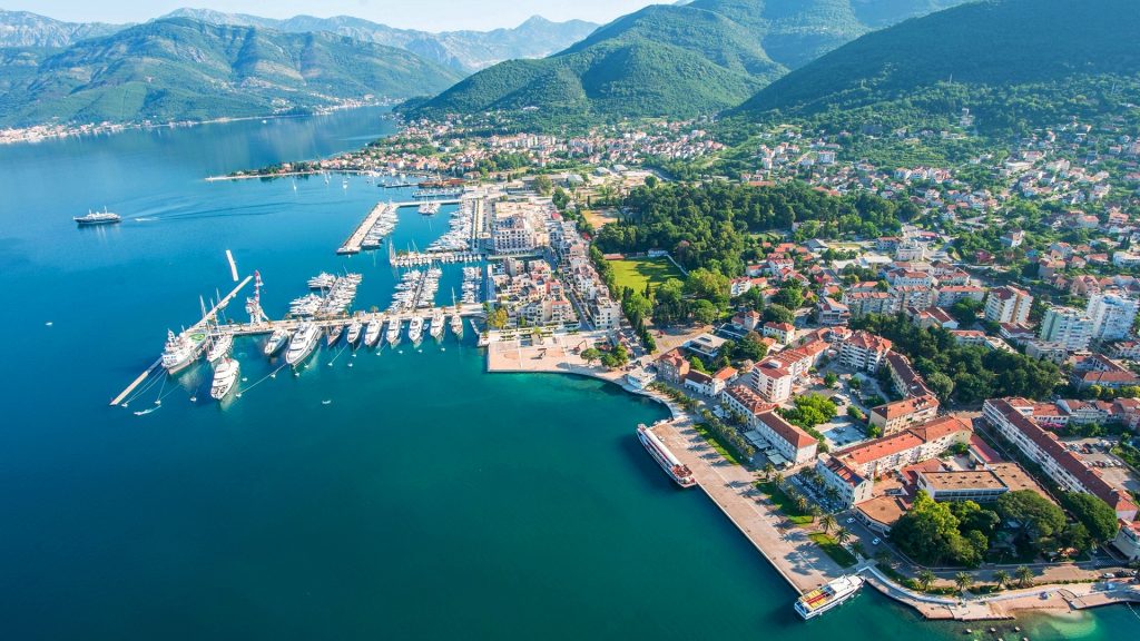 Navigating the Currents - How Montenegro's Political Landscape Shapes the Tourism Sector in Tivat